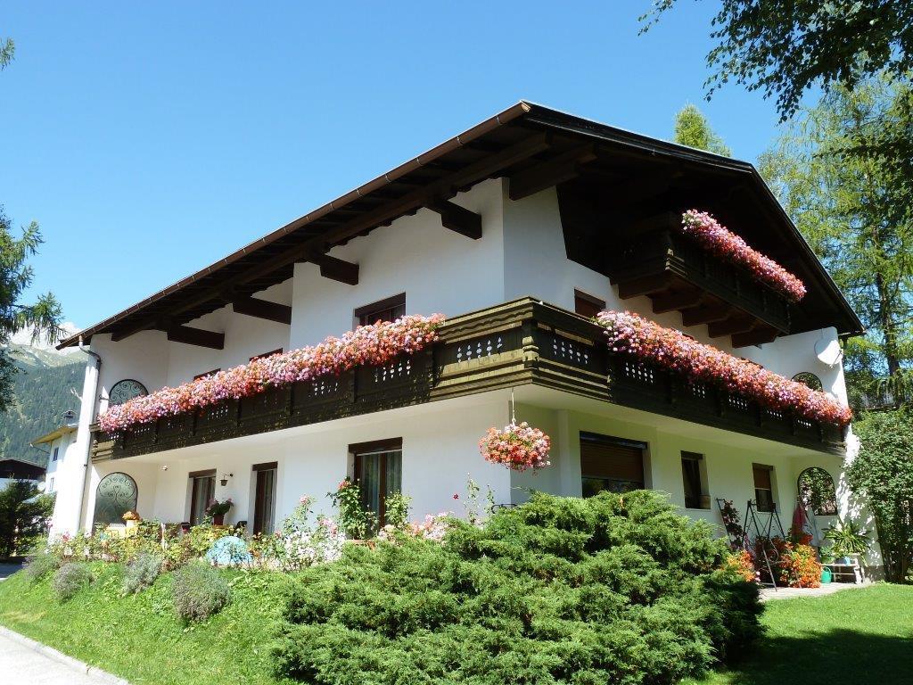 Pension Holzmann Leutasch Extérieur photo