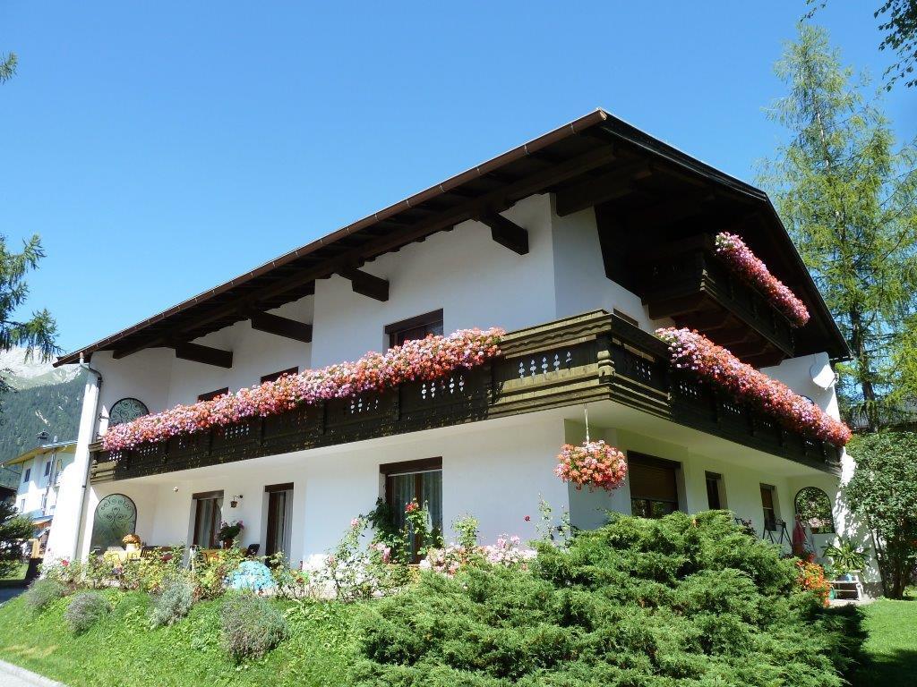Pension Holzmann Leutasch Extérieur photo